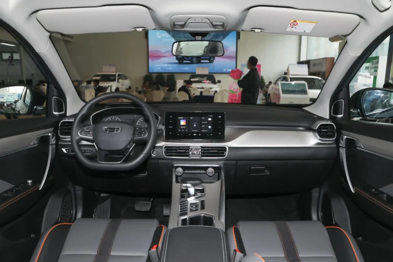 
								Geely Coolray full									