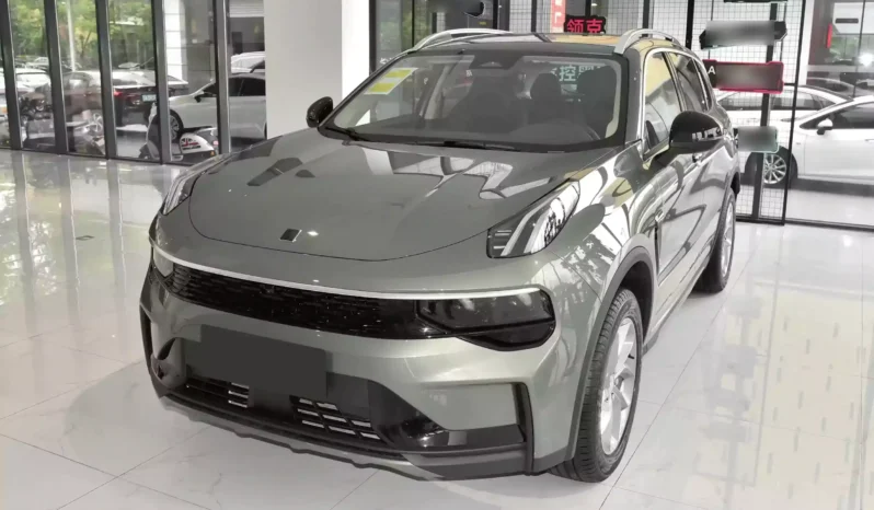 
								Lynk & Co 01 full									