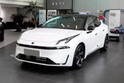 Lynk & Co 07 EM-P