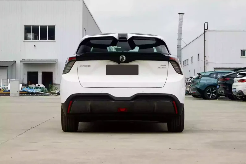 
								Li Auto L6 full									