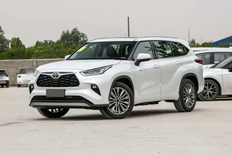 
								Toyota Highlander full									