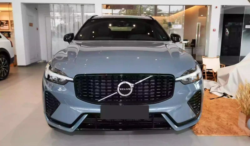 
								Volvo XC60 full									